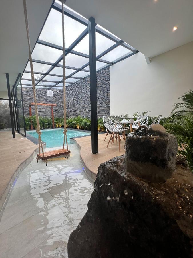 Springhills Quito Airport Hotel Tababela Exterior photo