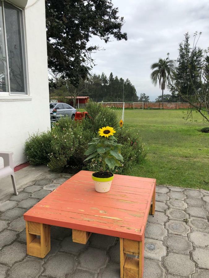 Springhills Quito Airport Hotel Tababela Exterior photo